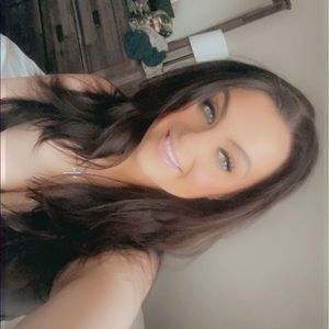 Meet your Posher, Kenzie